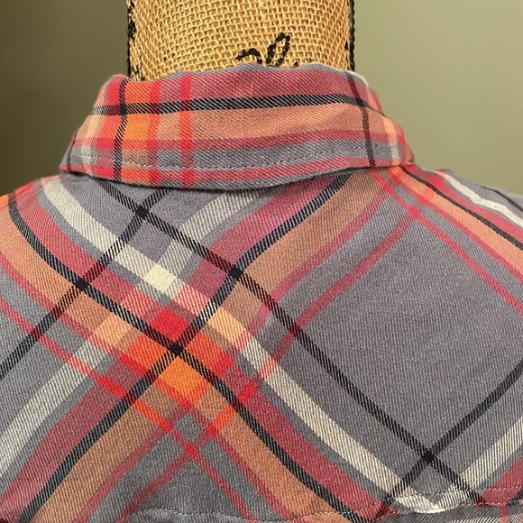 Lucky Brand button down shirt medium. NWT. - Picture 7 of 13